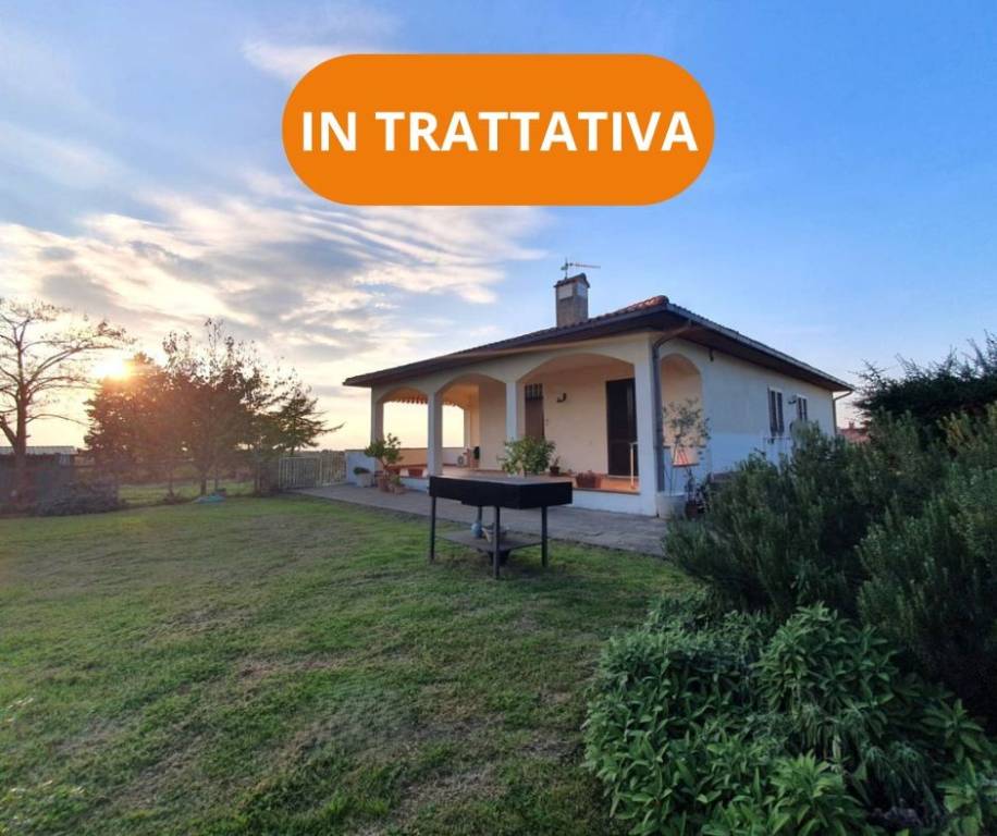 casa indipendente in vendita a Viterbo in zona San Martino al Cimino
