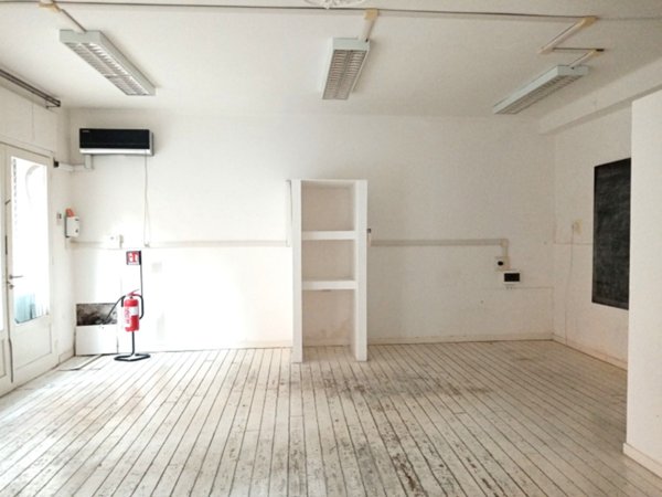 locale di sgombero in vendita a Viterbo in zona Centro Città