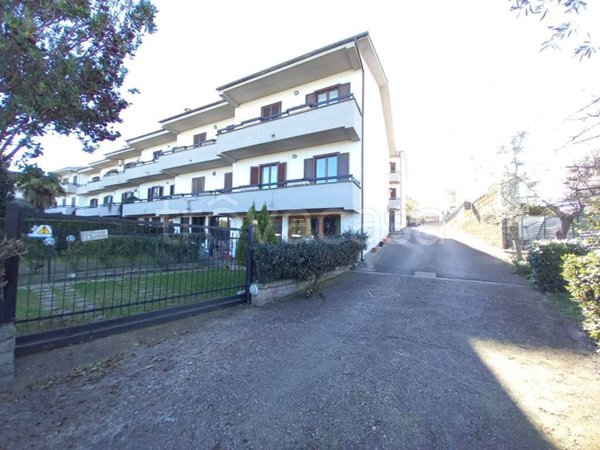 casa indipendente in vendita a Viterbo in zona Centro Città