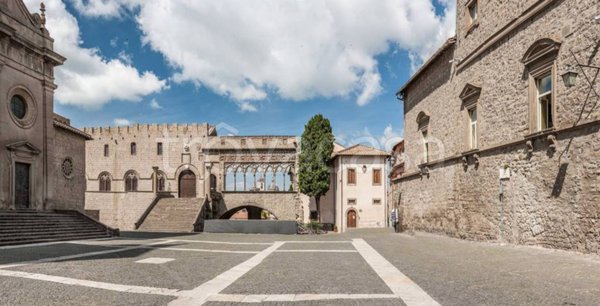 quadrivano in vendita a Viterbo in zona Centro Città