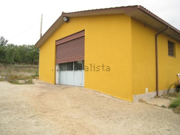 casa indipendente in vendita a Viterbo
