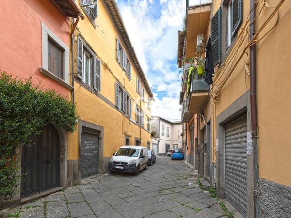 appartamento in vendita a Viterbo in zona Centro Città