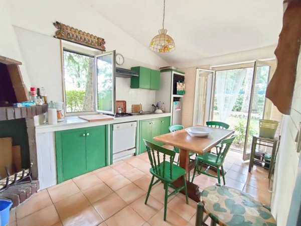 casa indipendente in vendita a Viterbo