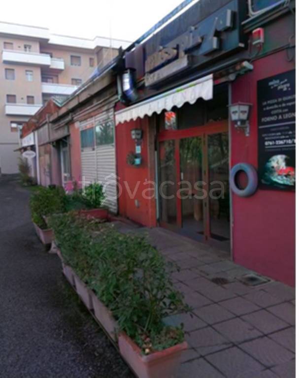 negozio in vendita a Viterbo