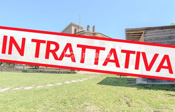 casa indipendente in vendita a Viterbo