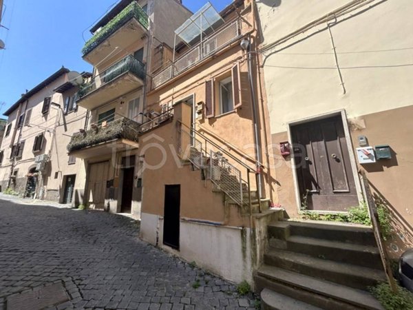 appartamento in vendita a Viterbo in zona Centro Città