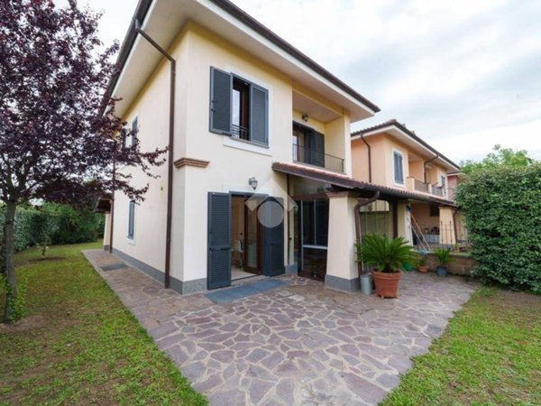 appartamento in vendita a Viterbo in zona Bagnaia
