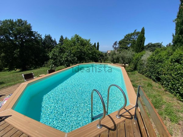 casale in vendita a Viterbo in zona San Martino al Cimino