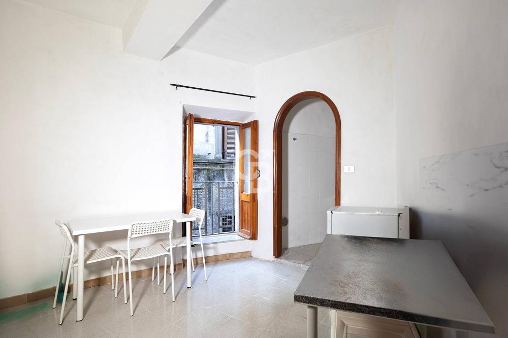appartamento in vendita a Viterbo in zona Bagnaia
