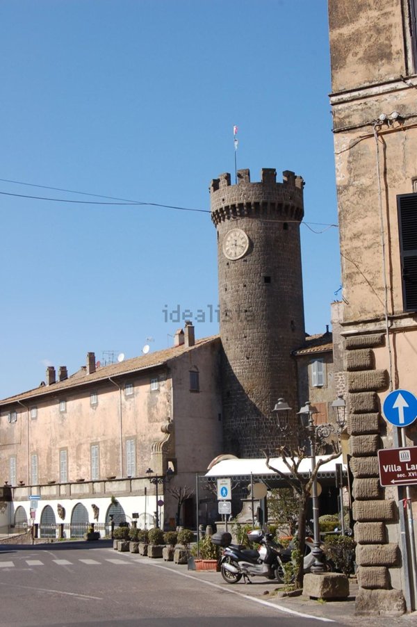 locale di sgombero in vendita a Viterbo in zona Bagnaia