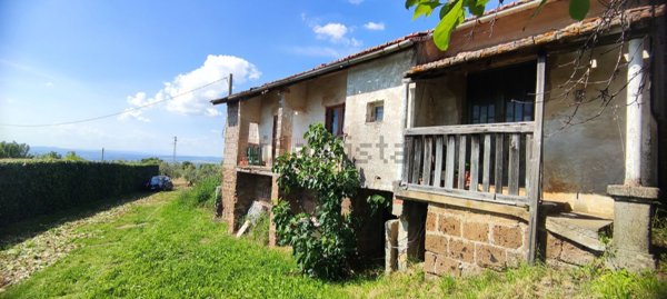 appartamento in vendita a Viterbo in zona Pian di Legname