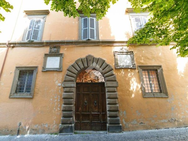 appartamento in vendita a Viterbo in zona Centro Città