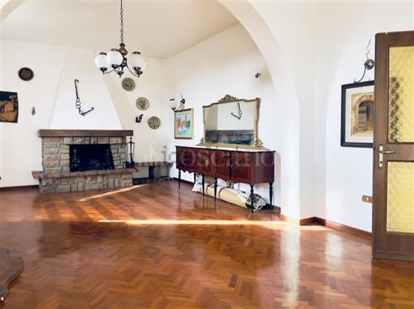 casa indipendente in vendita a Viterbo in zona Grotte Santo Stefano