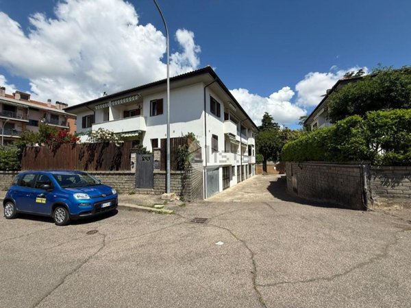 appartamento in vendita a Viterbo in zona Centro Città