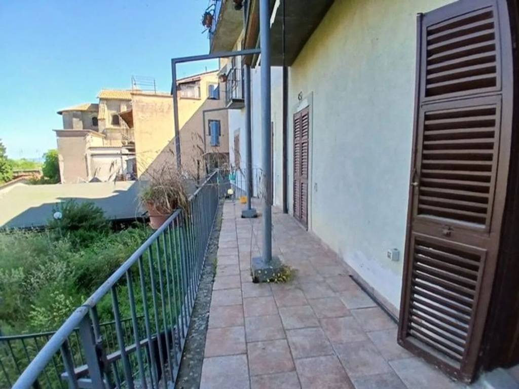 casa indipendente in vendita a Viterbo in zona Bagnaia
