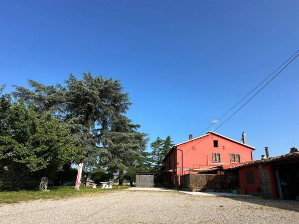 casa indipendente in vendita a Viterbo in zona Grotte Santo Stefano