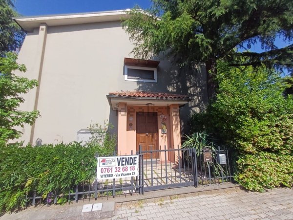 appartamento in vendita a Viterbo in zona San Martino al Cimino