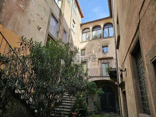 appartamento in vendita a Viterbo in zona Centro Città