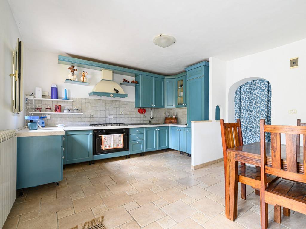 casa indipendente in vendita a Viterbo in zona Bagnaia