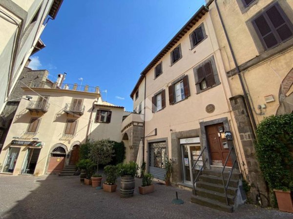 appartamento in vendita a Viterbo in zona Centro Città