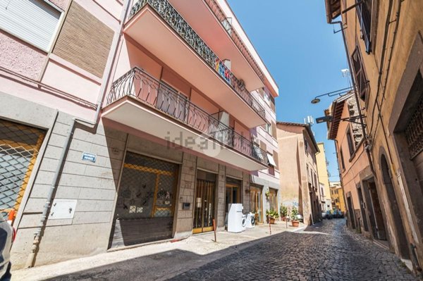 appartamento in vendita a Viterbo in zona Centro Città