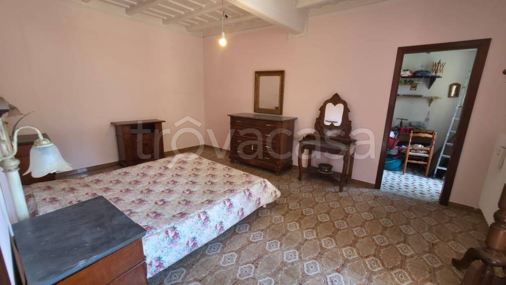 appartamento in vendita a Viterbo in zona Bagnaia