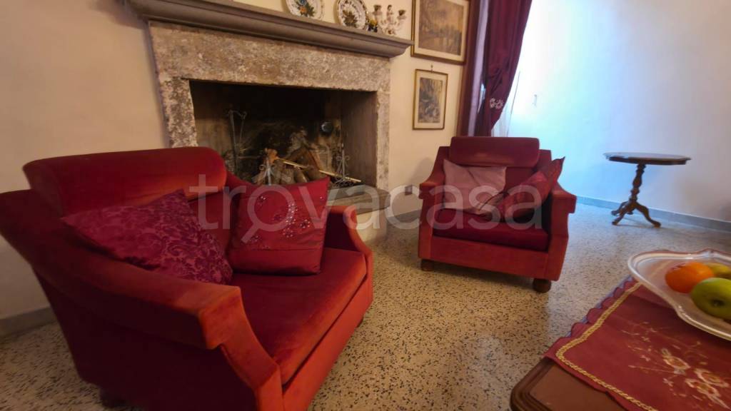 appartamento in vendita a Viterbo in zona Bagnaia