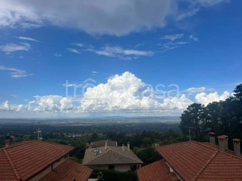 appartamento in vendita a Viterbo in zona San Martino al Cimino