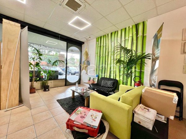 negozio in vendita a Viterbo in zona Centro Città