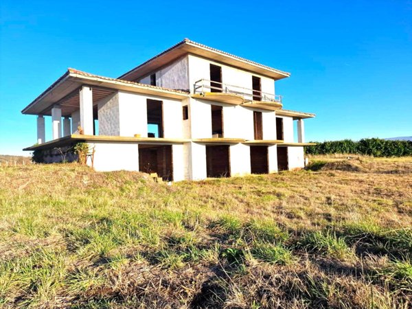 casa indipendente in vendita a Viterbo