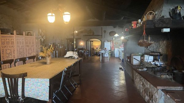 casa indipendente in vendita a Viterbo