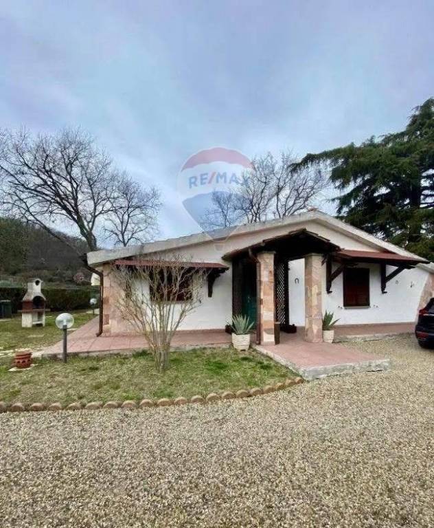 casa indipendente in vendita a Viterbo in zona La Quercia