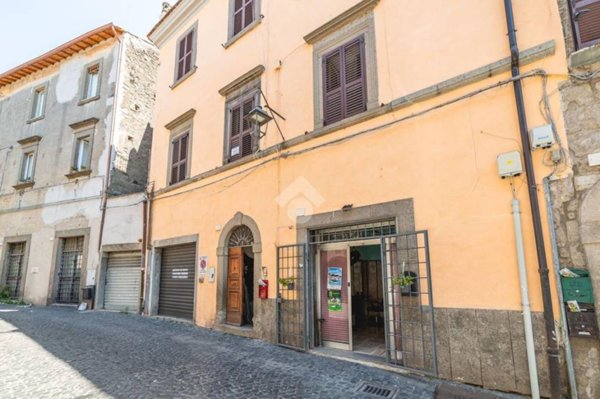appartamento in vendita a Viterbo in zona Centro Città