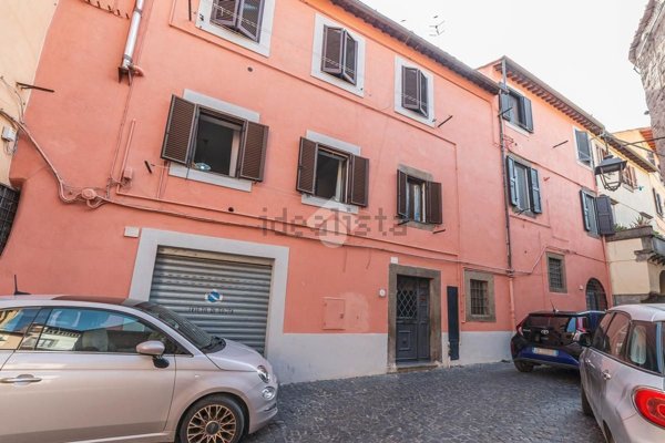 appartamento in vendita a Viterbo in zona Centro Città