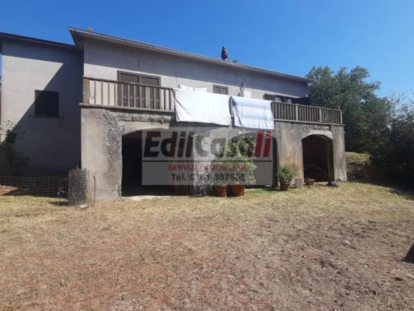 appartamento in vendita a Viterbo in zona Grotte Santo Stefano