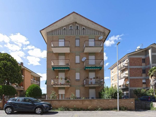 appartamento in vendita a Viterbo in zona Bagnaia