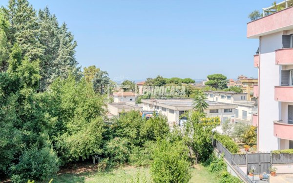 appartamento in vendita a Viterbo in zona Belcolle
