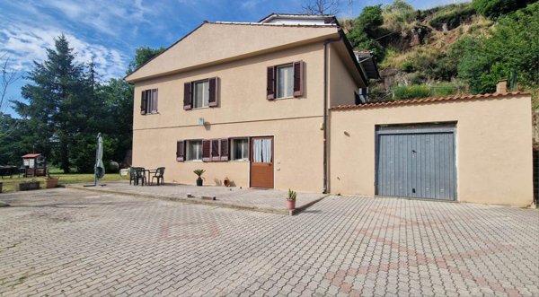 appartamento in vendita a Viterbo in zona Grotte Santo Stefano