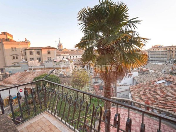 appartamento in vendita a Viterbo in zona Centro Città