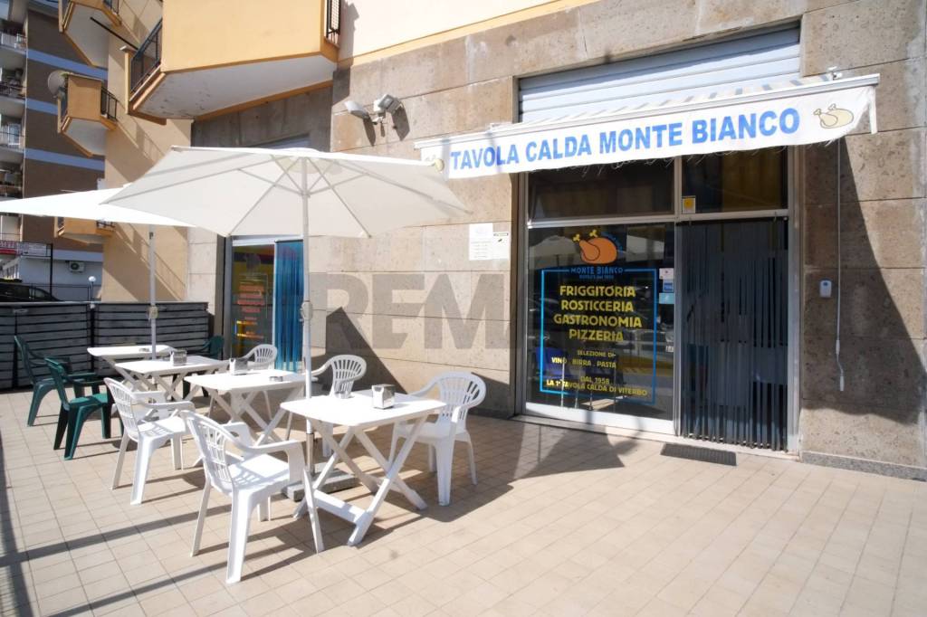 negozio in vendita a Viterbo