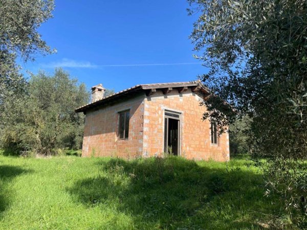 terreno agricolo in vendita a Viterbo in zona Grotte Santo Stefano