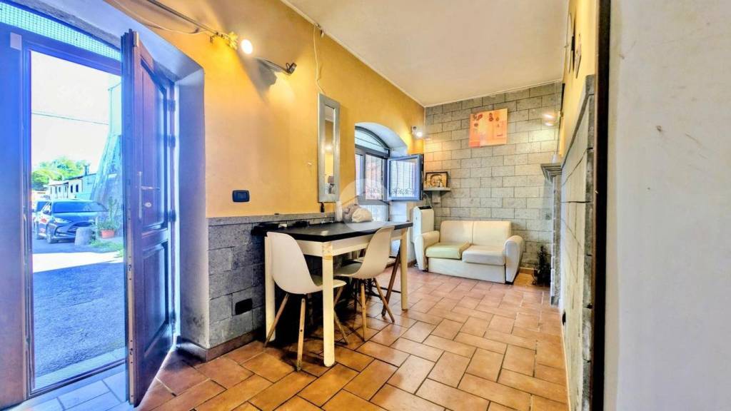 appartamento in vendita a Viterbo in zona La Quercia