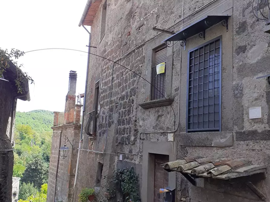 casa indipendente in vendita a Viterbo in zona Bagnaia