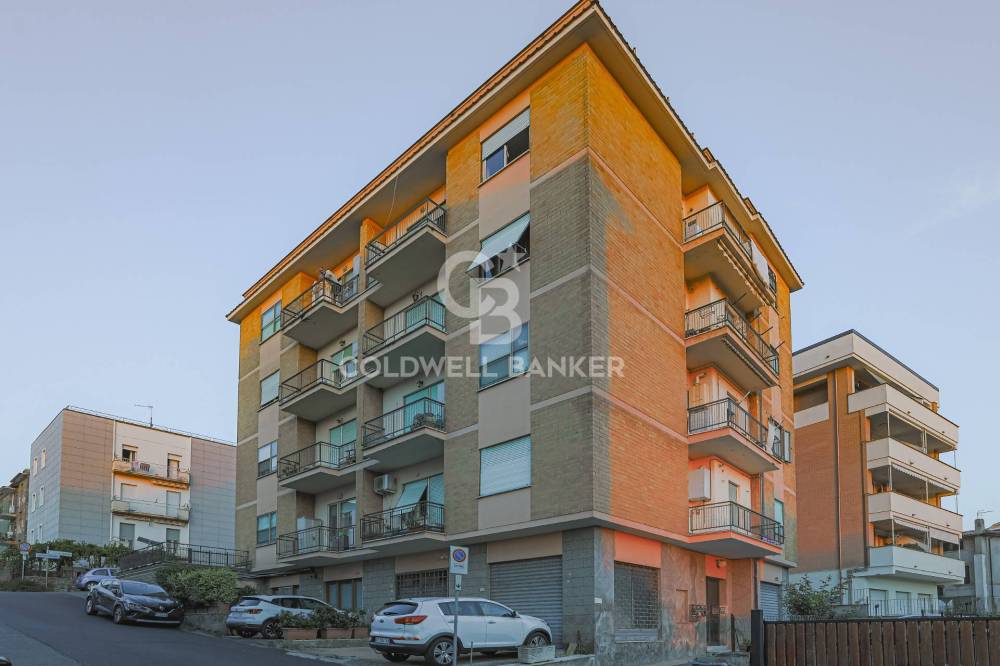 appartamento in vendita a Viterbo in zona Bagnaia