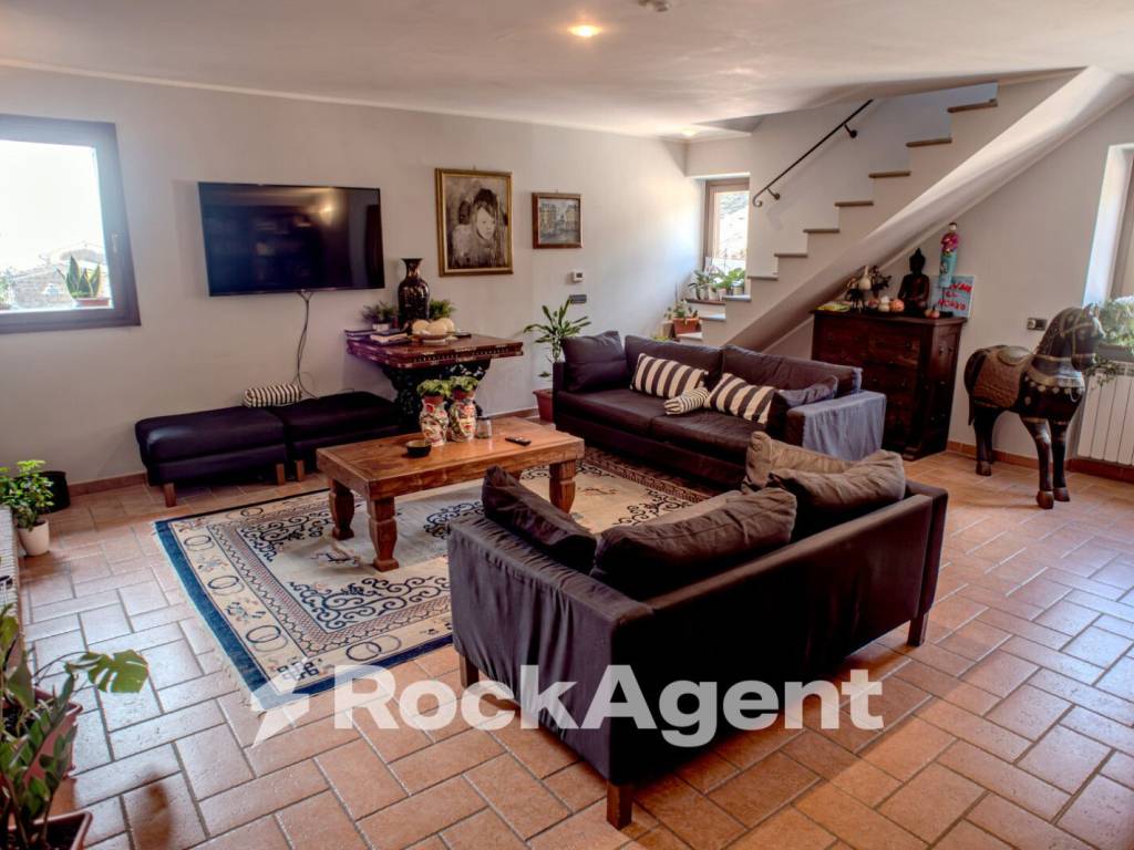 appartamento in vendita a Viterbo in zona Grotte Santo Stefano