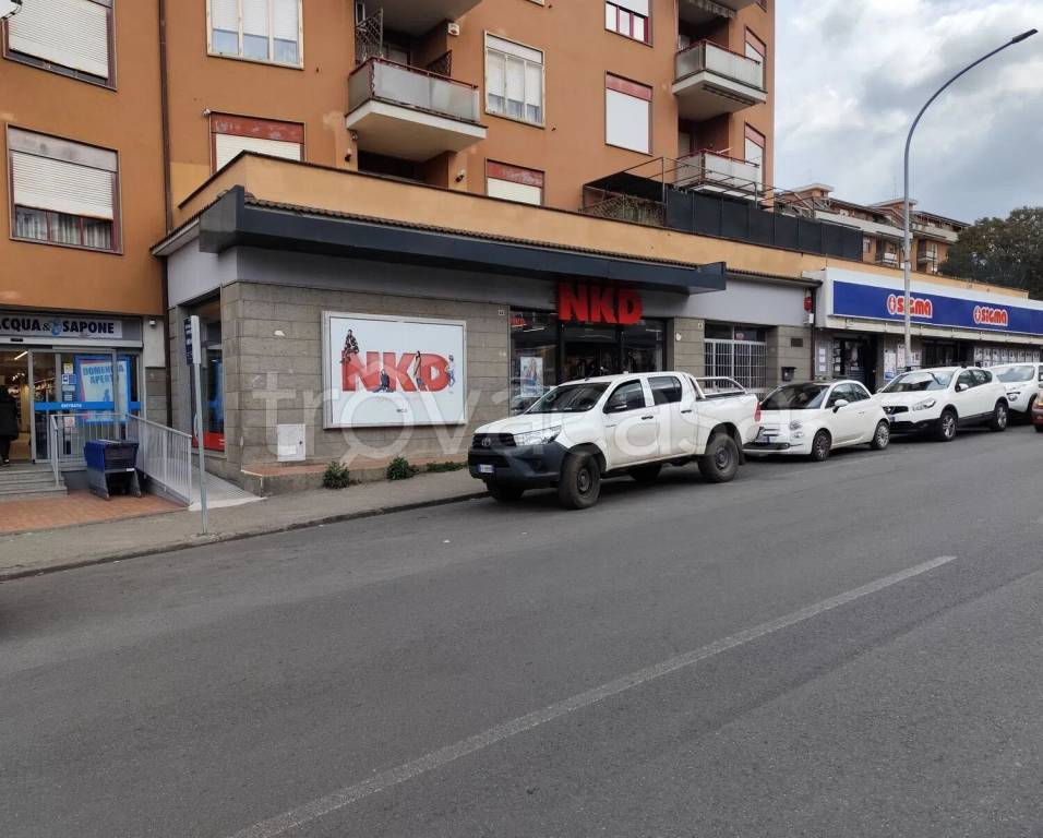 negozio in vendita a Viterbo