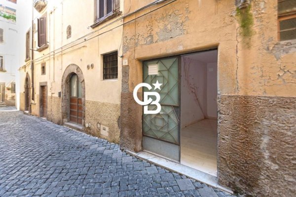 trivano in vendita a Viterbo in zona Centro Città
