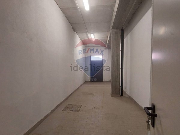 locale di sgombero in vendita a Viterbo