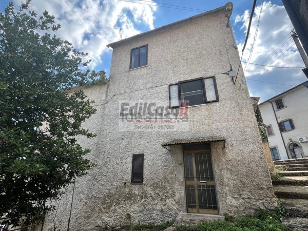 appartamento in vendita a Viterbo in zona Grotte Santo Stefano