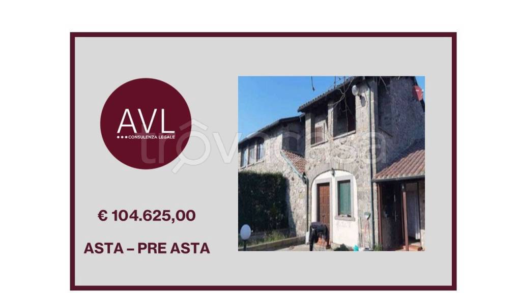 casa indipendente in vendita a Viterbo in zona Monterazzano